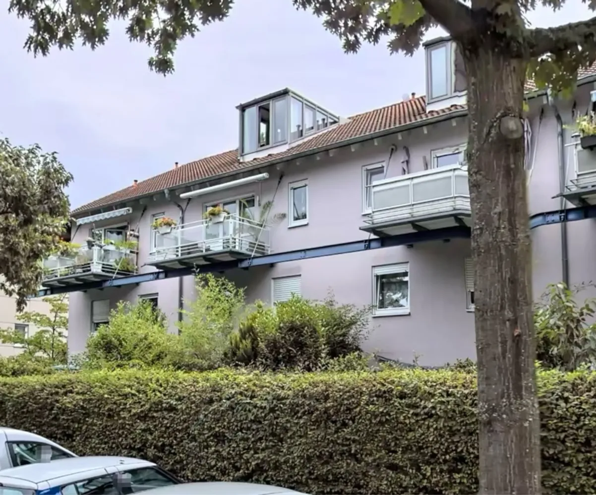 4 Zimmer Wohnung mit 107 m² in Karlsruhe – Bild 3