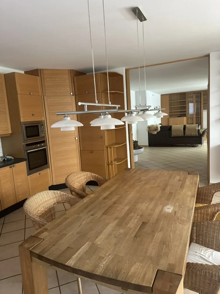 4 Zimmer Wohnung mit 150 m² in Düsseldorf – Bild 3