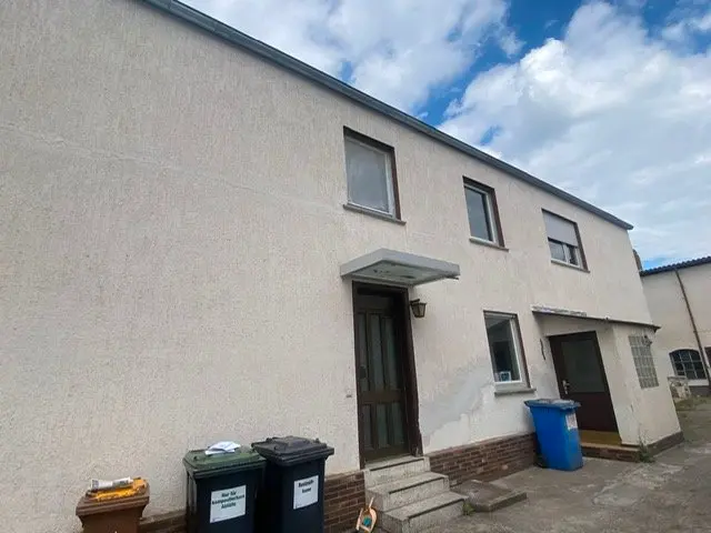5 Zimmer Haus mit 140 m² in Wiesbaden – Bild 2