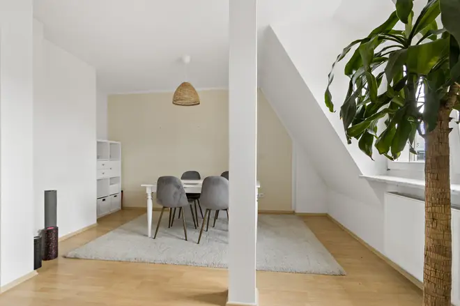 4 Zimmer Wohnung mit 120 m² in Halle (Saale) – Bild 5