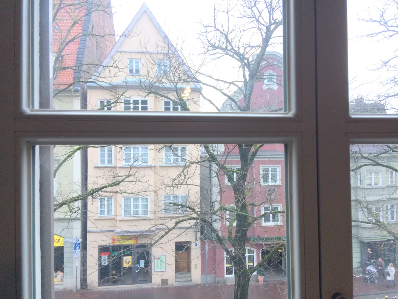 1 room apartment with 28 m² in Augsburg – Photo 2