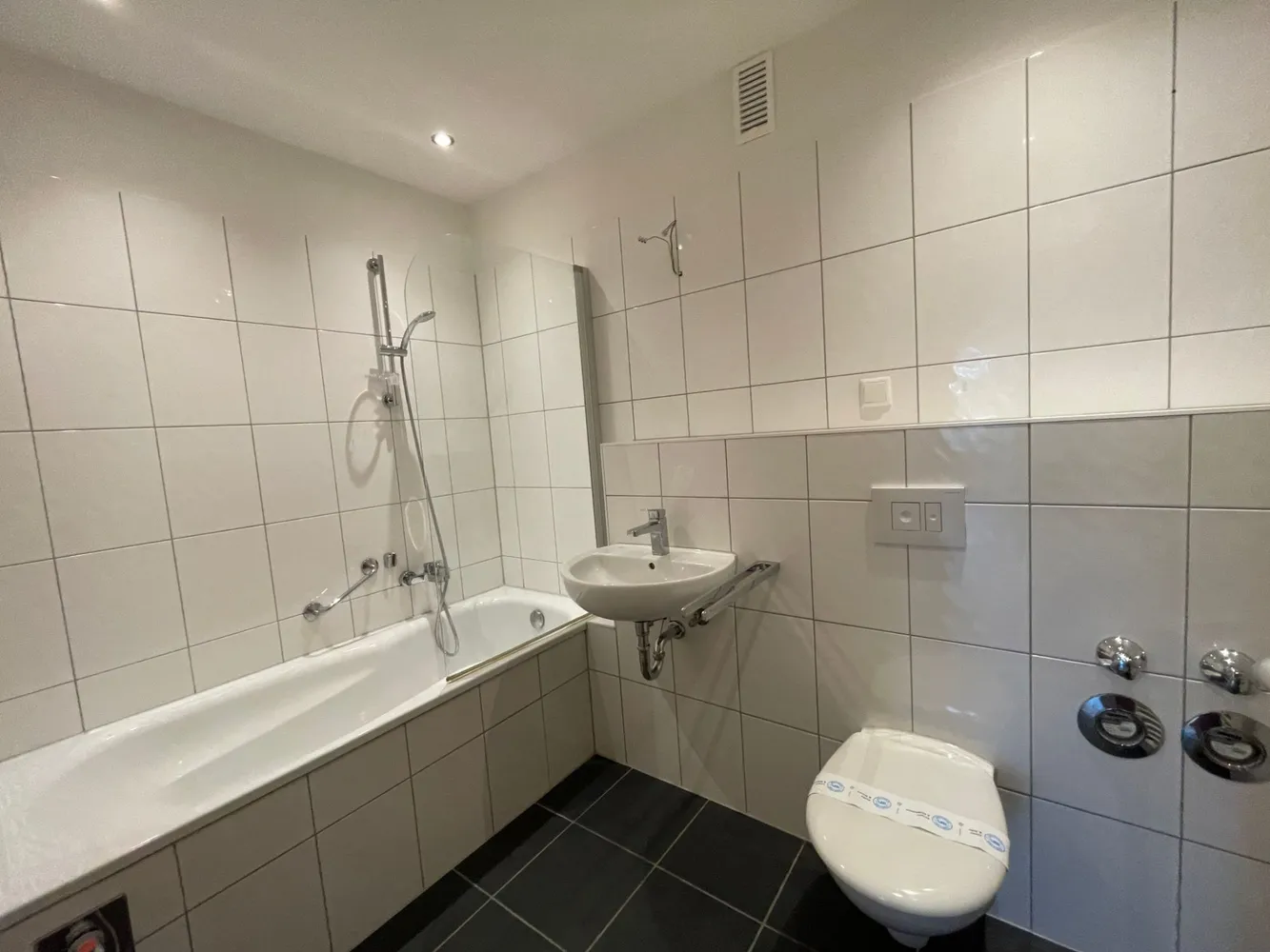 2 Zimmer Wohnung mit 58 m² in Duisburg – Bild 2