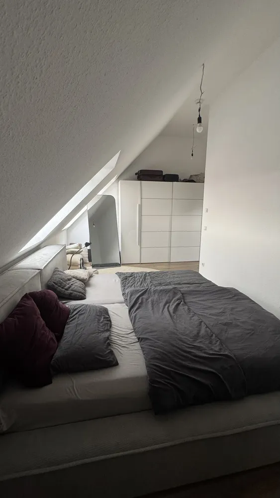 2 Zimmer Wohnung mit 83 m² in Köln – Bild 12