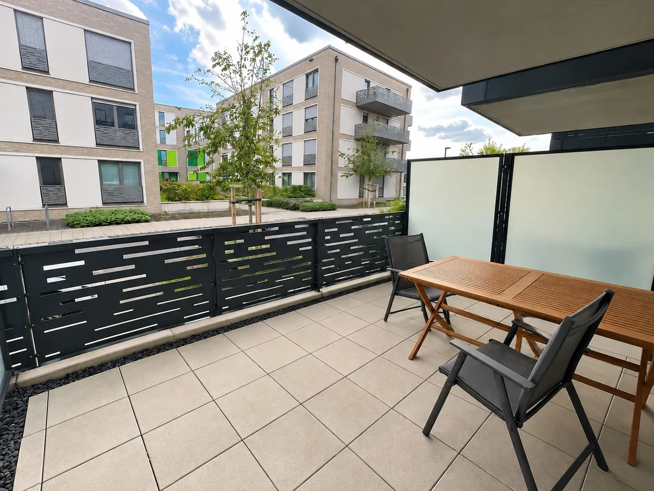 4 room apartment with 113 m² in Düsseldorf – Photo 2