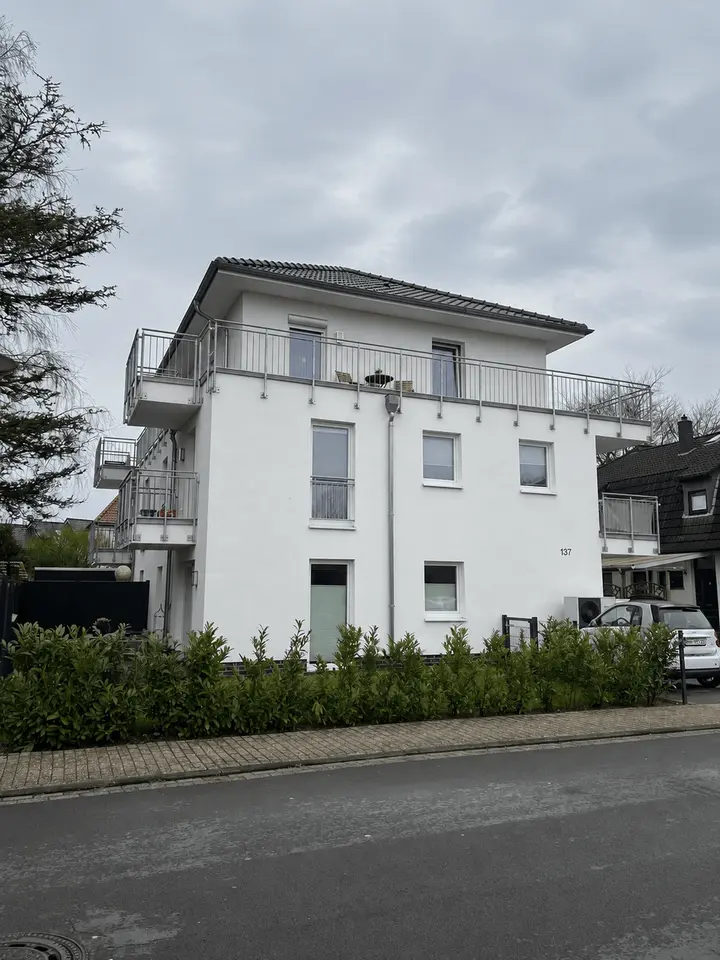 2 Zimmer Wohnung mit 121 m² in Oldenburg – Bild 2