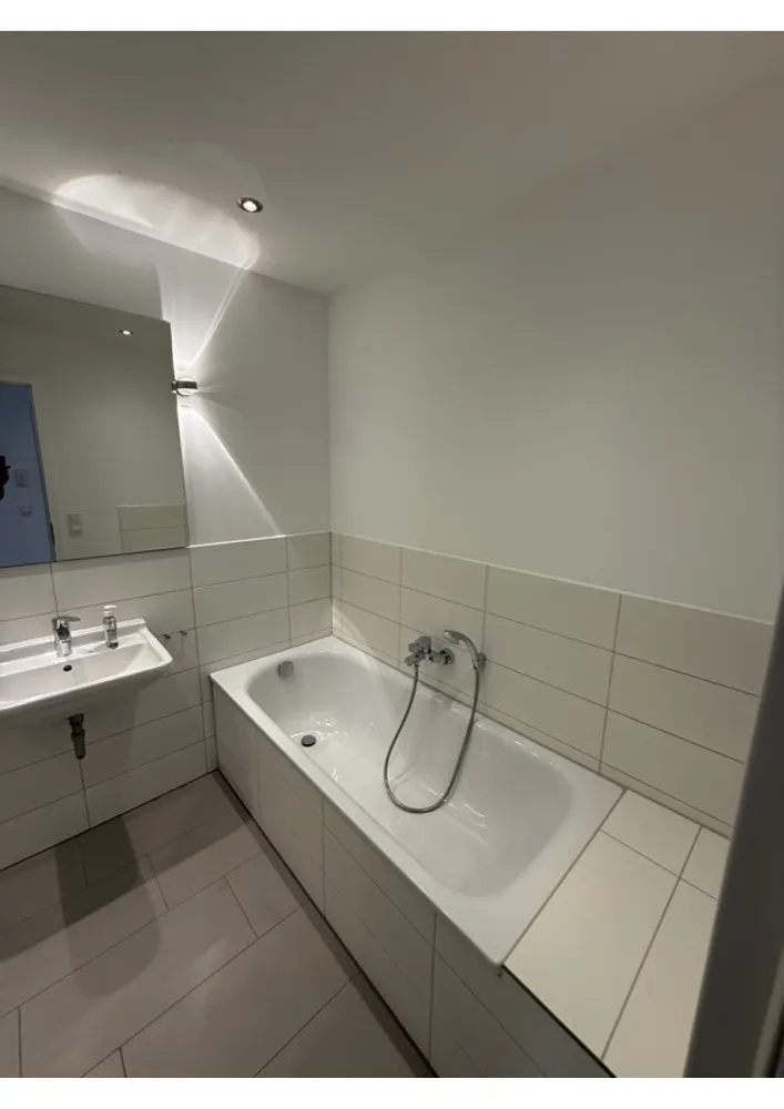 2 Zimmer Wohnung mit 57 m² in Hamburg – Bild 4