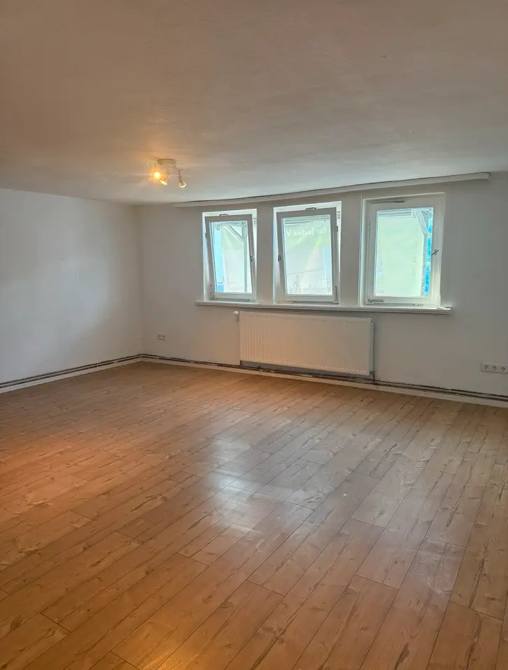 2 Zimmer Wohnung mit 75 m² in Eschwege – Bild 2