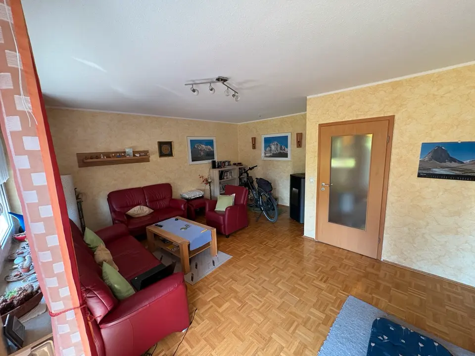 5 Zimmer Wohnung mit 90 m² in Kassel – Bild 1
