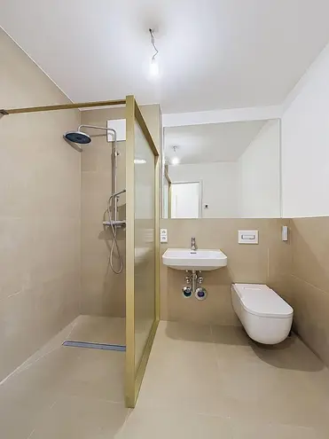 2 Zimmer Wohnung mit 62 m² in Berlin – Bild 4
