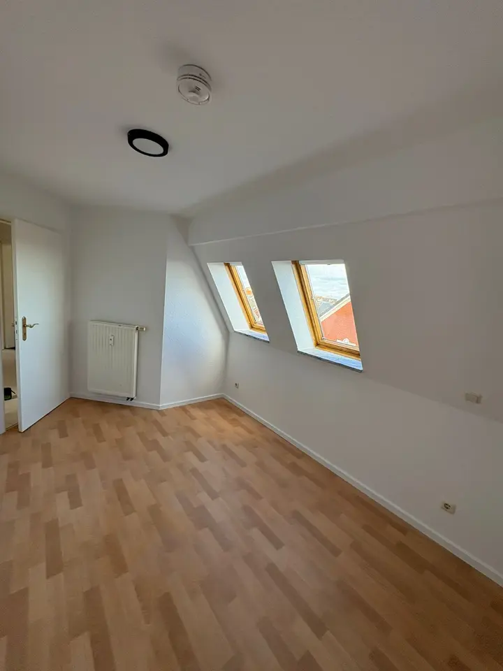 2 Zimmer Wohnung mit 35 m² in Zwickau – Bild 3