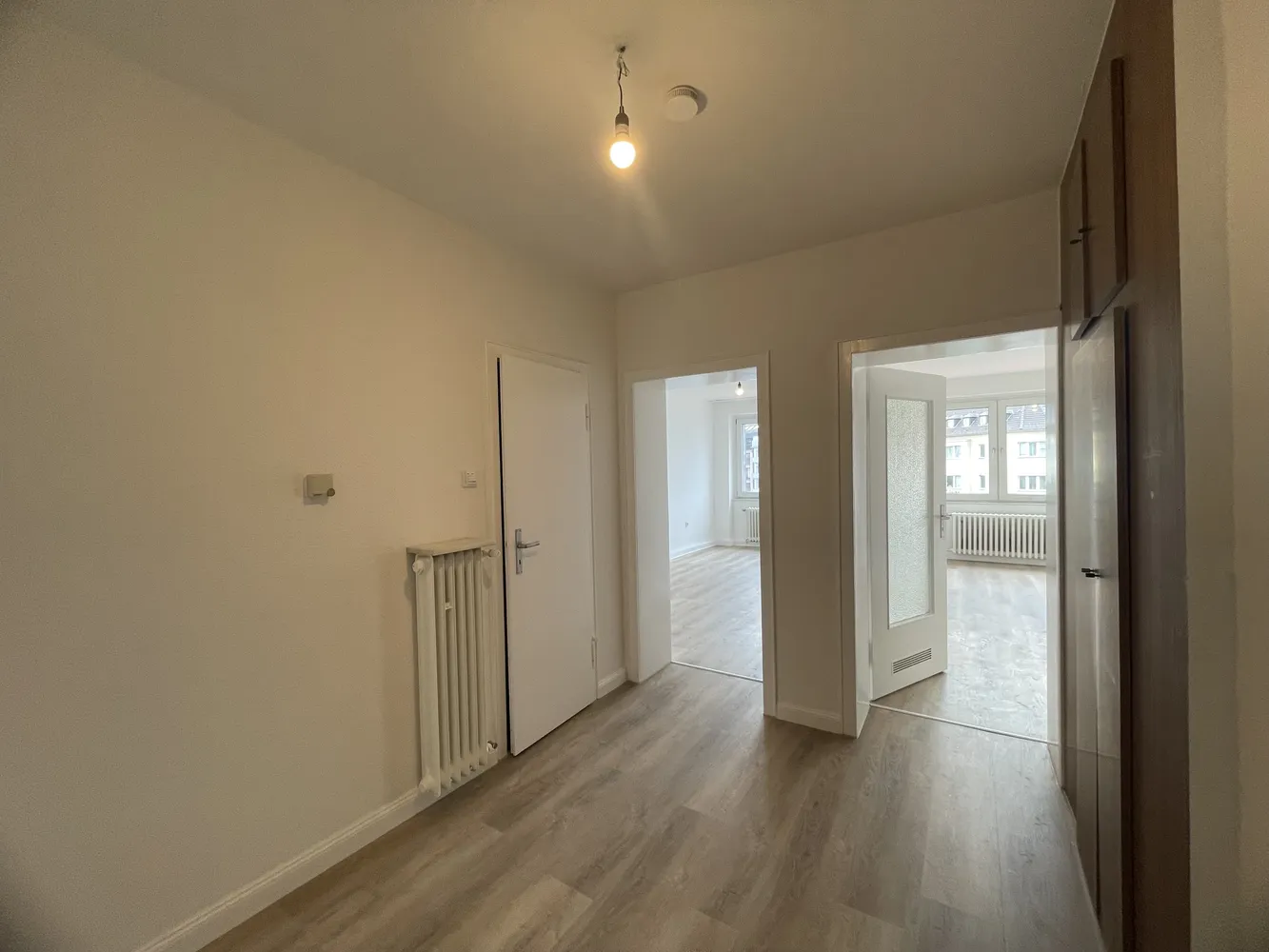 2 Zimmer Wohnung mit 63 m² in Düsseldorf – Bild 2