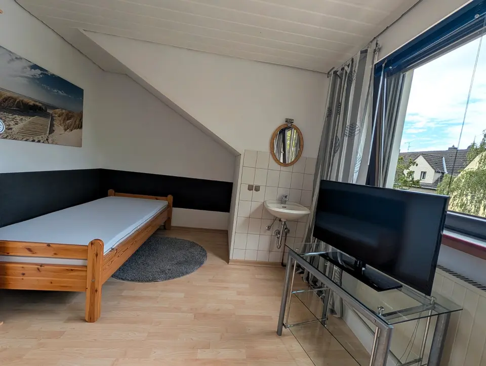 WG-Zimmer mit 50 m² in Düren – Bild 3