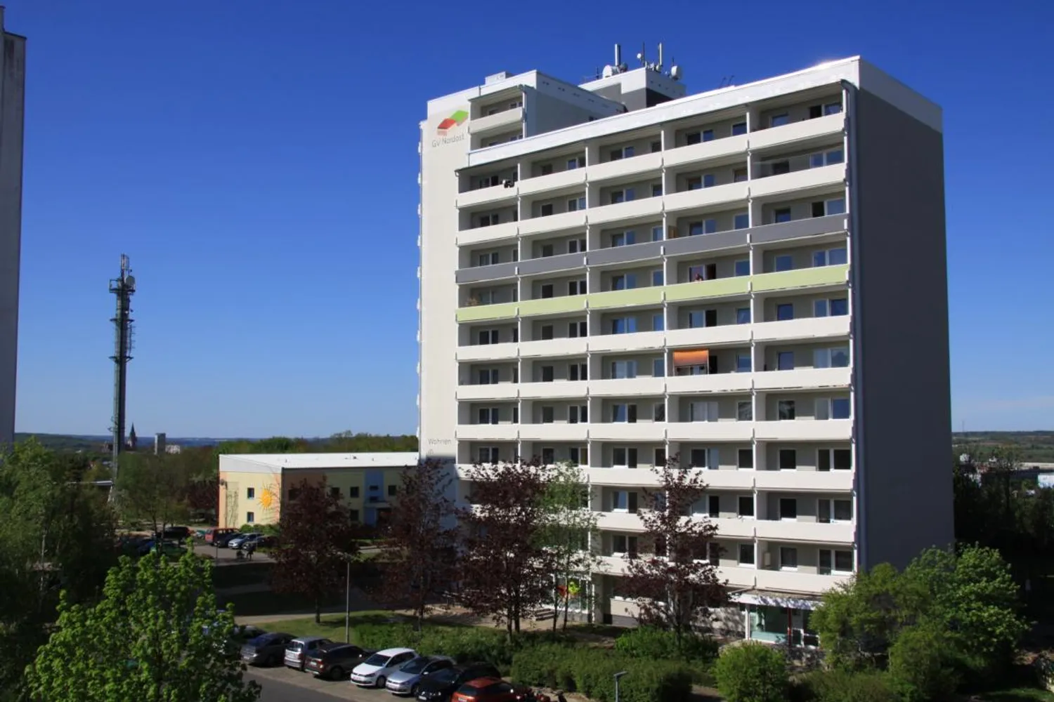 3 Zimmer Wohnung mit 70 m² in Neubrandenburg – Bild 2