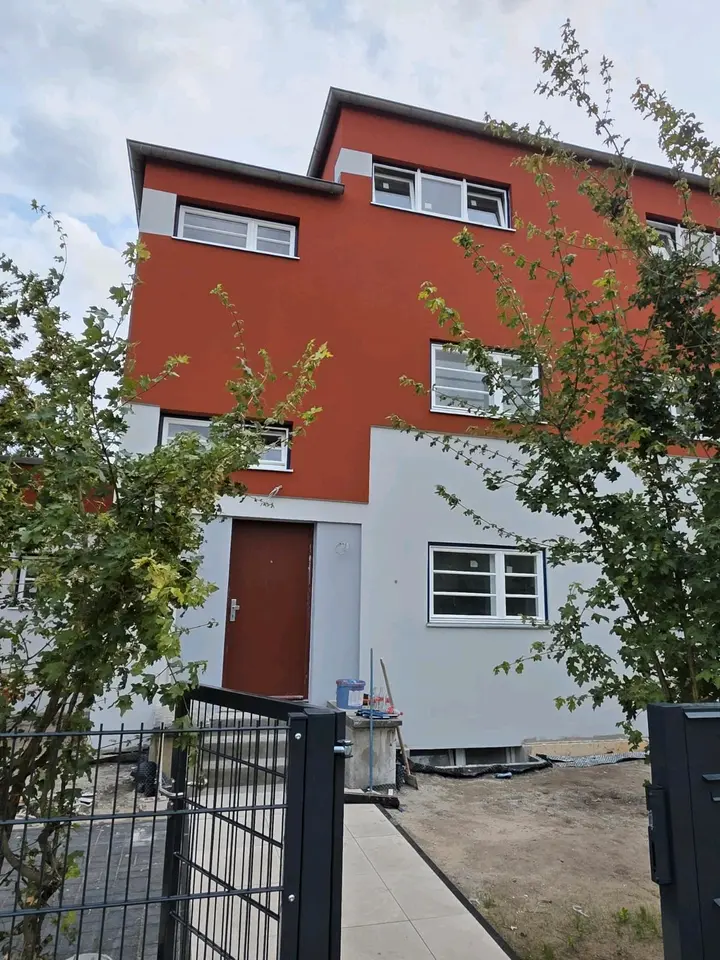 7 Zimmer Haus mit 160 m² in Berlin – Bild 2