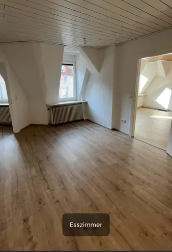 4 Zimmer Wohnung mit 93 m² in Nürnberg – Bild 1