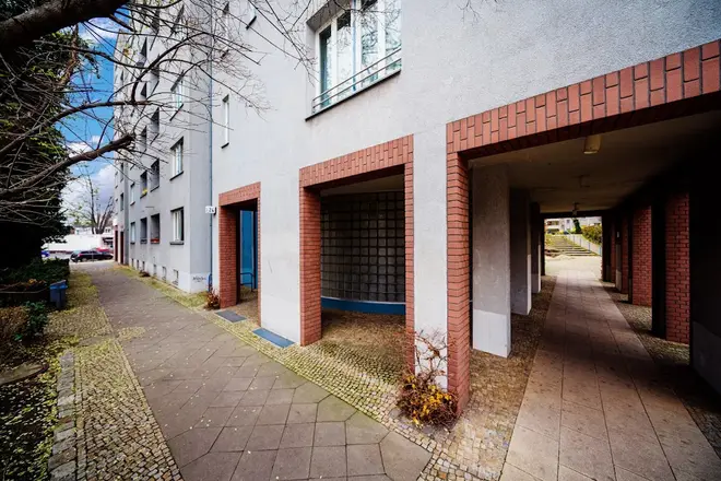 2 Zimmer Wohnung mit 63 m² in Berlin – Bild 2