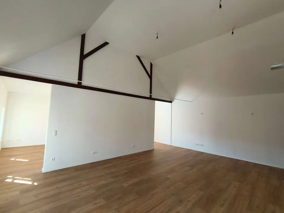 3 Zimmer Wohnung mit 120 m² in Leipzig – Bild 1