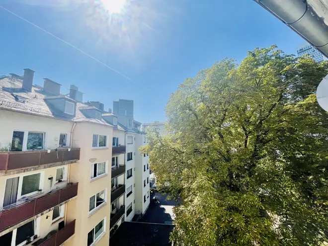 4 Zimmer Wohnung mit 110 m² in Frankfurt am Main – Bild 8