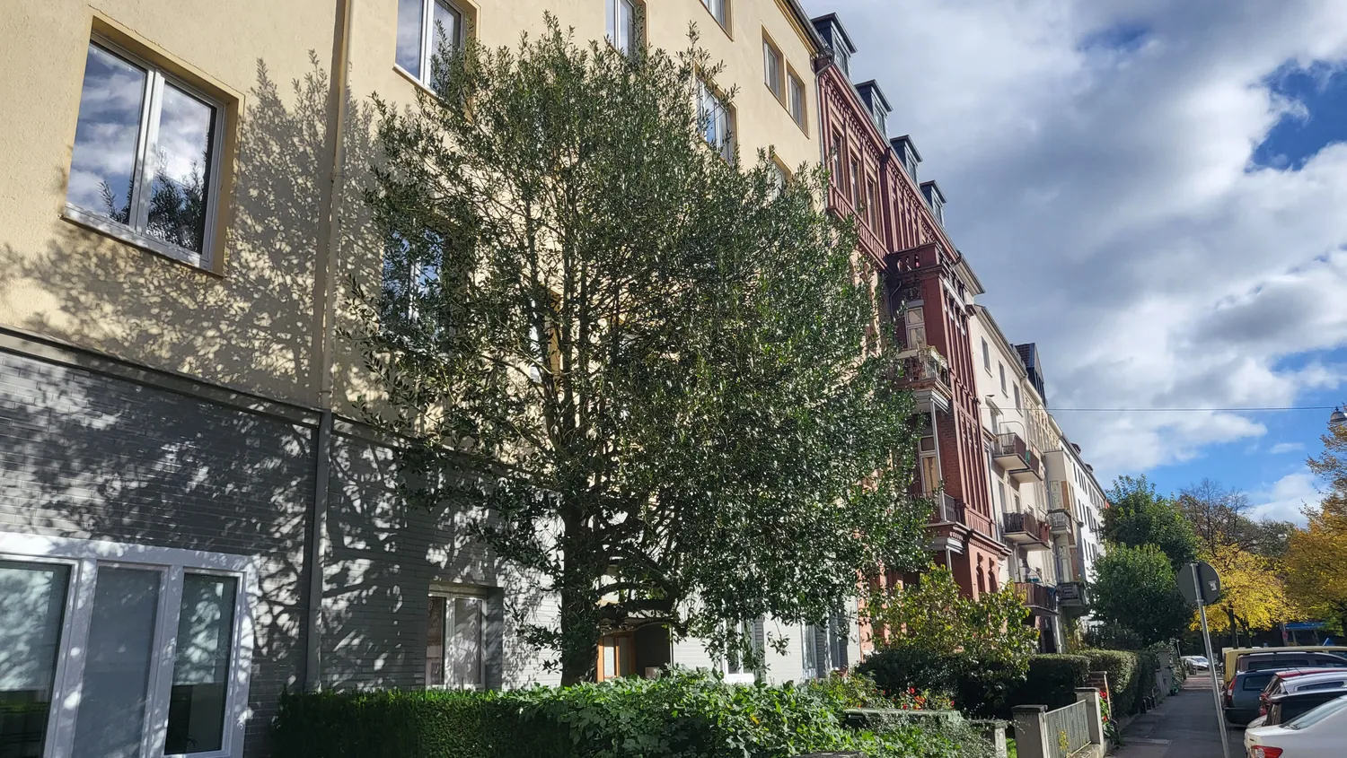 2 room apartment with 67 m² in Hanover – Photo 2