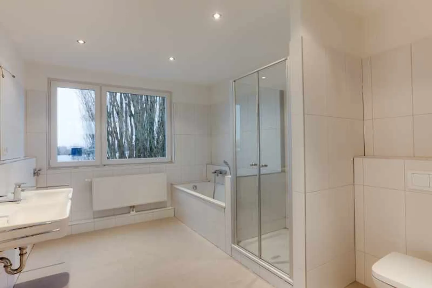 4 room apartment with 120 m² in Hamburg – Photo 1