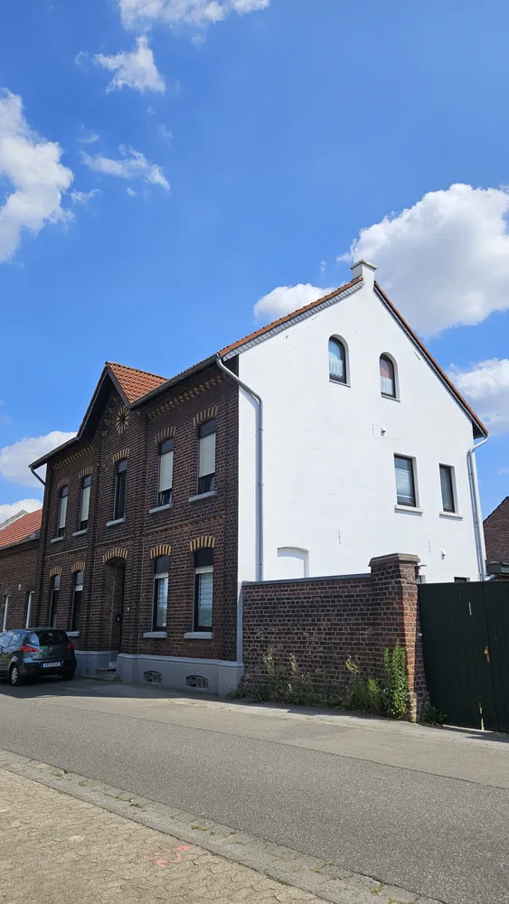 4 Zimmer Wohnung mit 80 m² in Krefeld – Bild 1