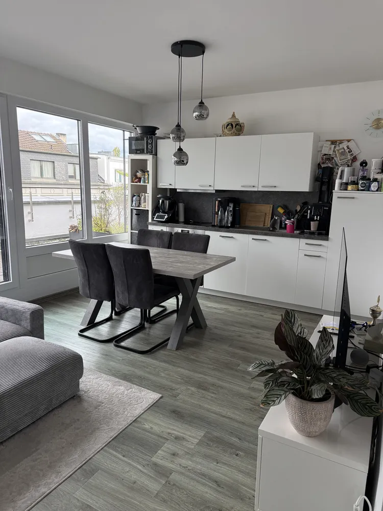 3 Zimmer Wohnung mit 80 m² in Bonn – Bild 2