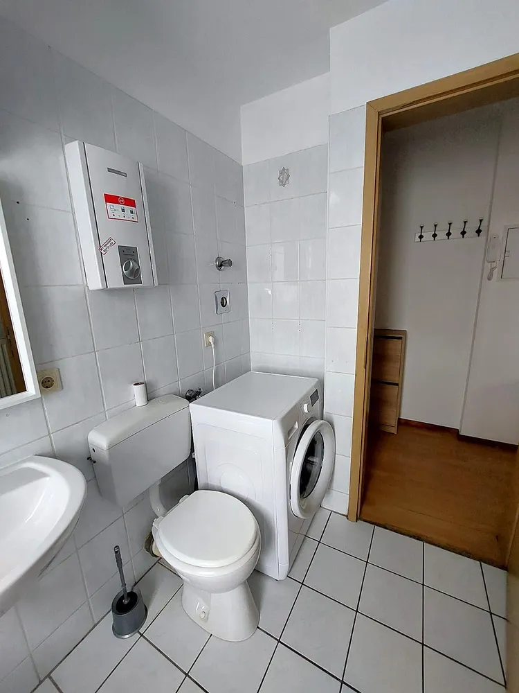 2 Zimmer Wohnung mit 70 m² in Berlin – Bild 6