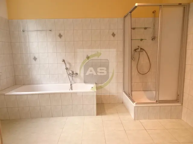 3 Zimmer Wohnung mit 84 m² in Zwickau – Bild 8