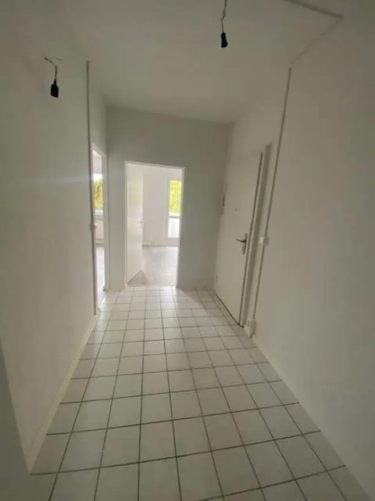 6 Zimmer Wohnung mit 112 m² in Halle (Saale) – Bild 5