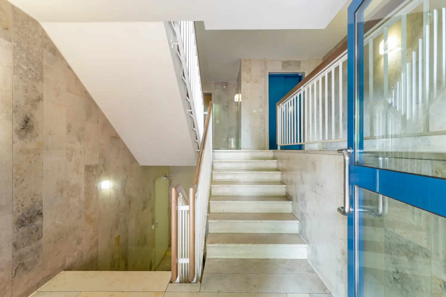 3 Zimmer Wohnung mit 77 m² in Hamburg – Bild 3