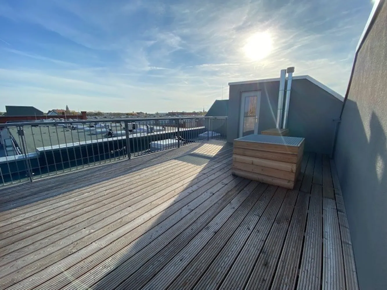 2 Zimmer Wohnung mit 85 m² in Berlin – Bild 1