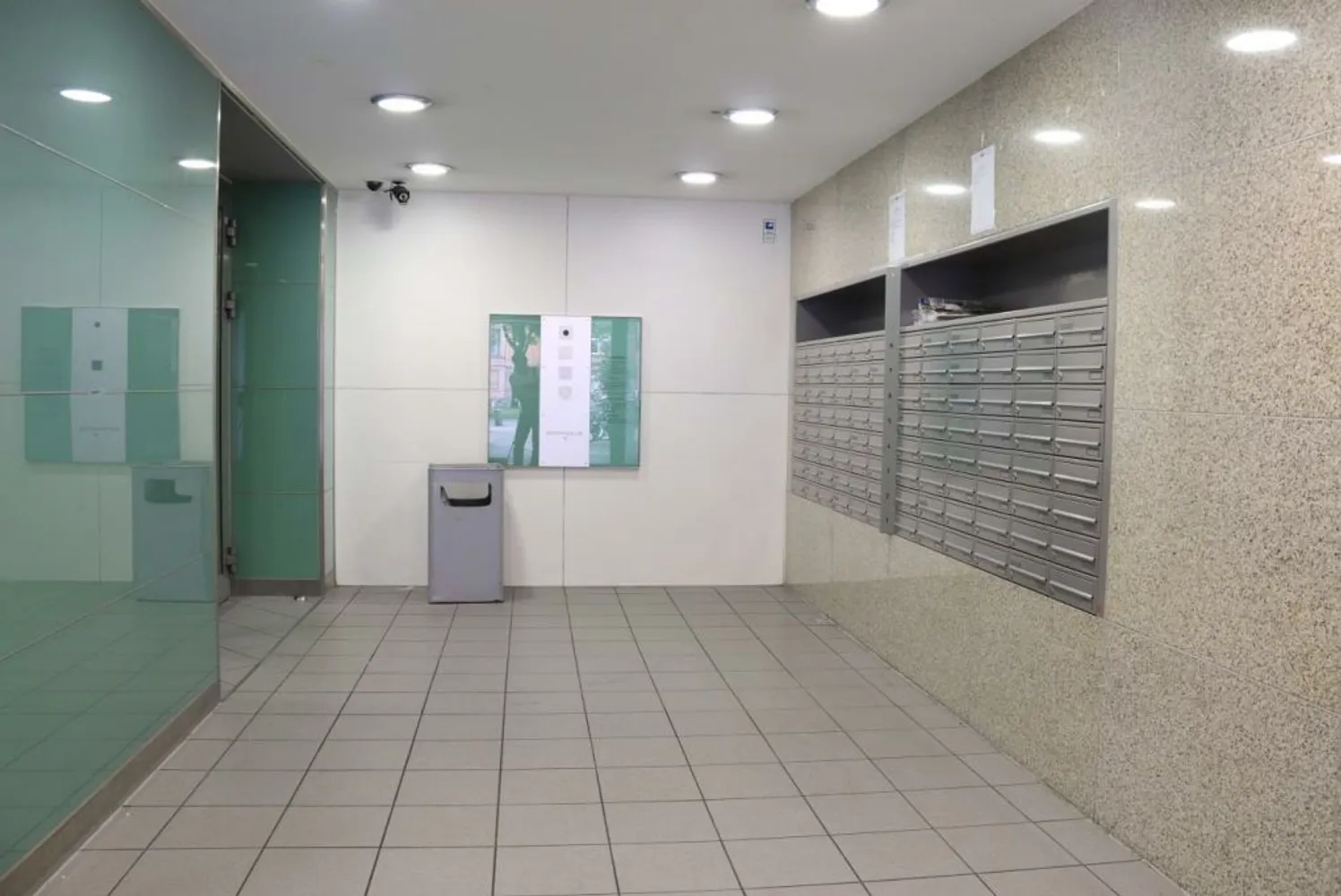 4 Zimmer Wohnung mit 98 m² in Frankfurt am Main – Bild 9