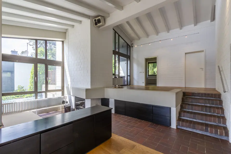 5 Zimmer Haus mit 194 m² in Nürtingen – Bild 2