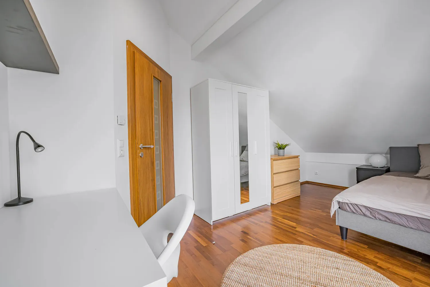 Shared room with 14 m² in Munich – Photo 1