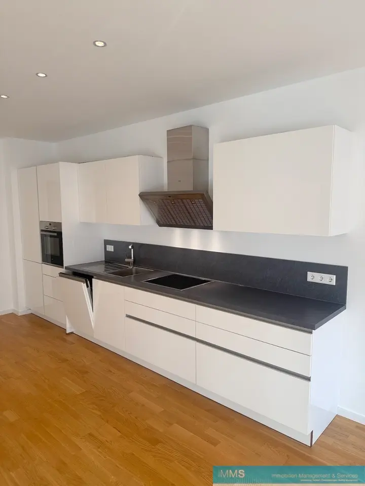 2 Zimmer Wohnung mit 92 m² in Berlin – Bild 10