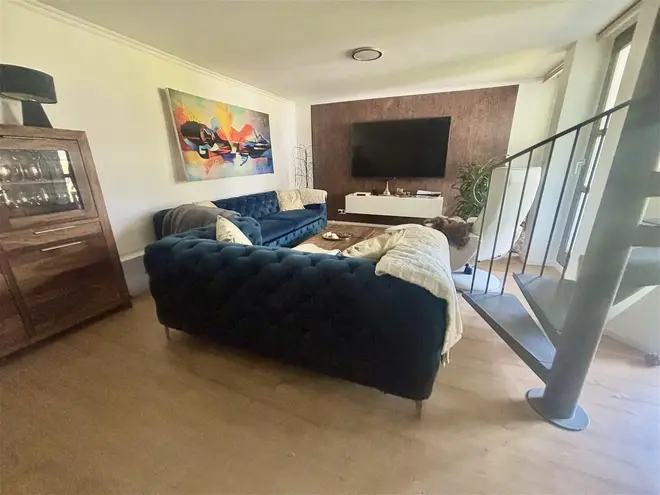 2 Zimmer Wohnung mit 110 m² in Bonn – Bild 4