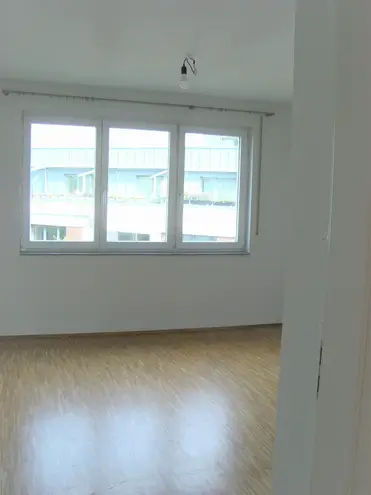 4 Zimmer Wohnung mit 93 m² in Düsseldorf – Bild 5