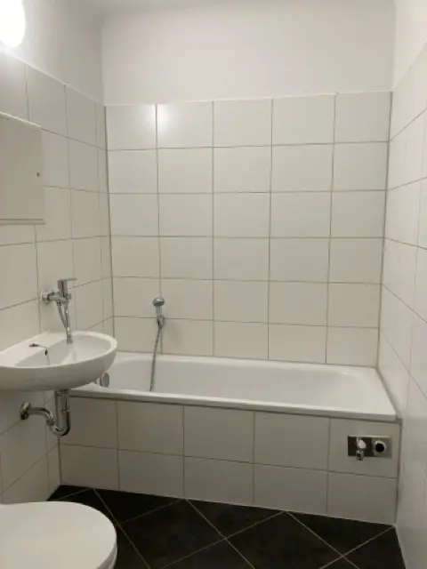 2 Zimmer Wohnung mit 42 m² in Erfurt – Bild 4