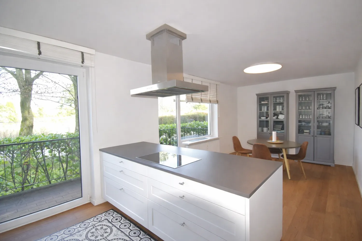 5 Zimmer Wohnung mit 181 m² in Düsseldorf – Bild 4