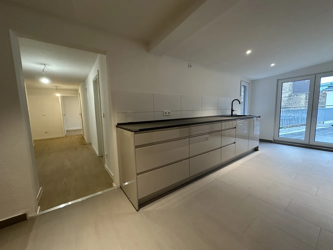 4 Zimmer Wohnung mit 110 m² in Karlsruhe – Bild 7