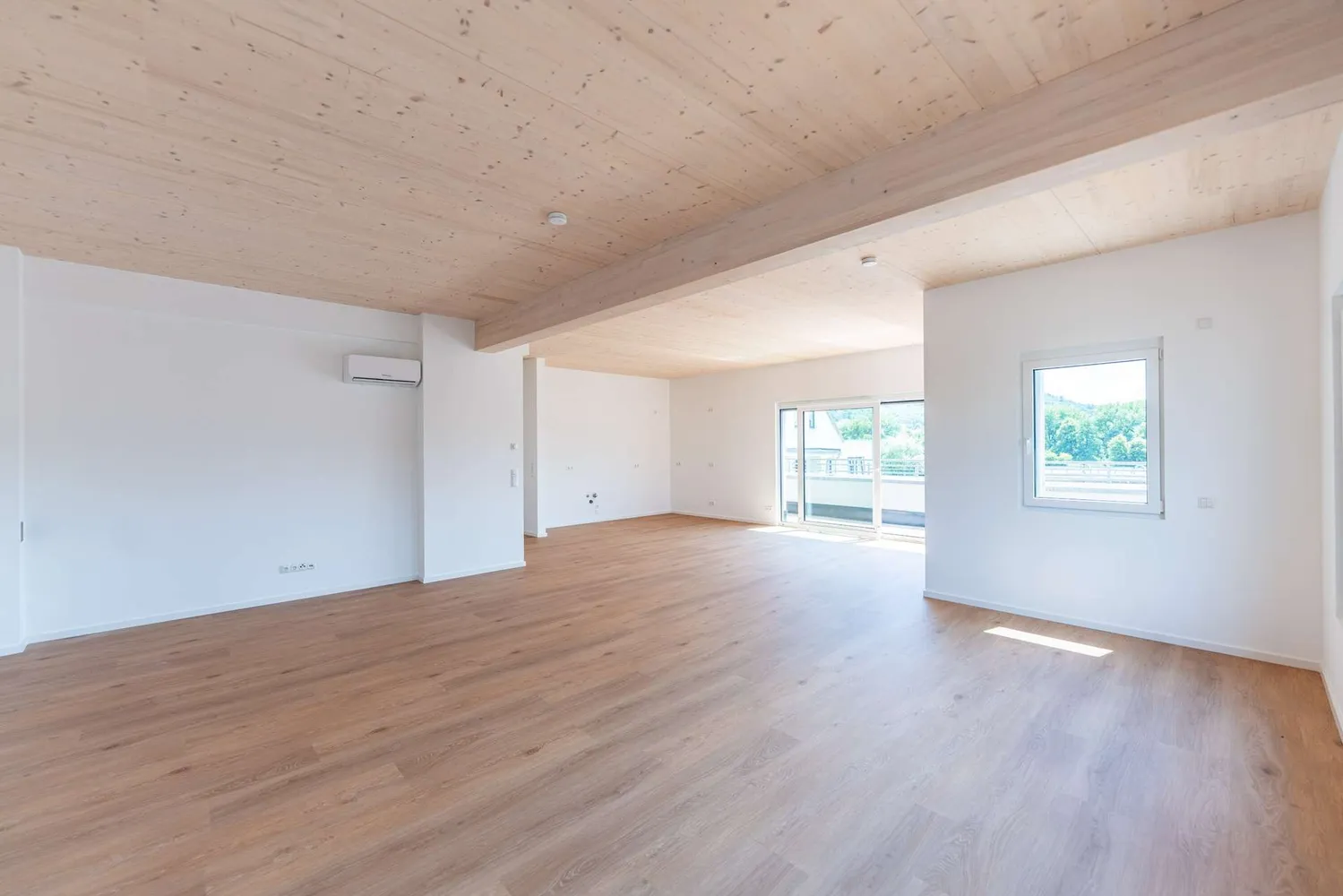 5 Zimmer Wohnung mit 213 m² in Jena – Bild 9