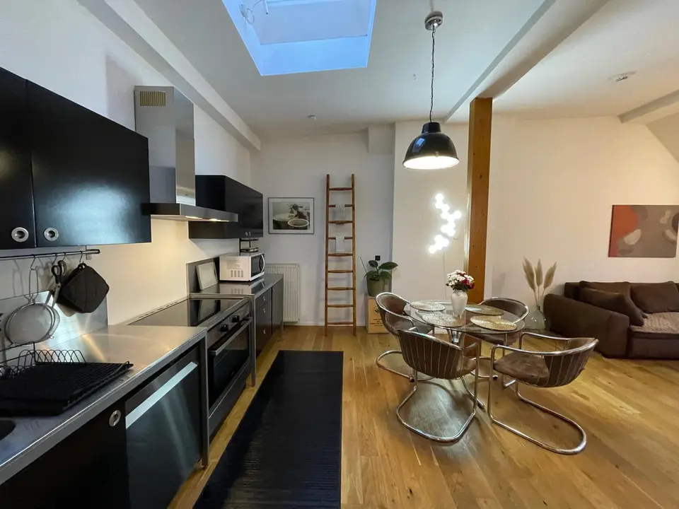 2 Zimmer Wohnung mit 65 m² in Berlin – Bild 1