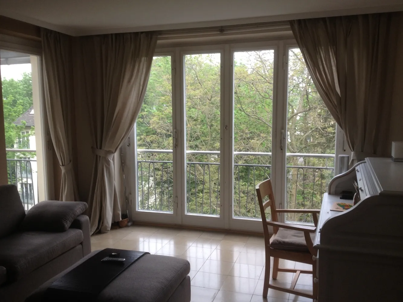 4 Zimmer Wohnung mit 122 m² in Düsseldorf – Bild 1