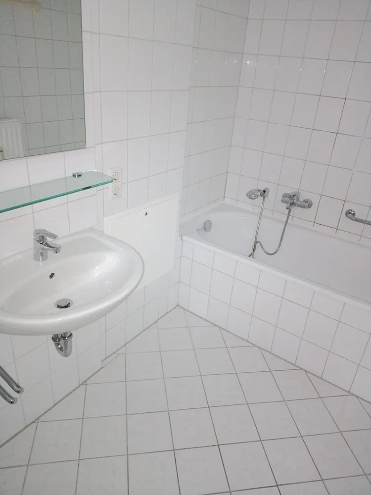 3 Zimmer Wohnung mit 82 m² in Dresden – Bild 4