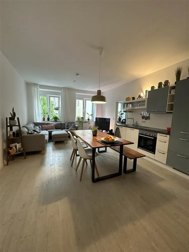 3 Zimmer Wohnung mit 87 m² in Nürnberg – Bild 1