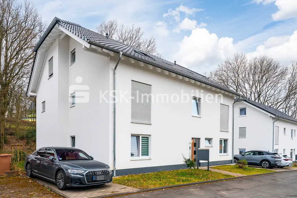 4 room apartment with 121 m² in Königswinter – Photo 2
