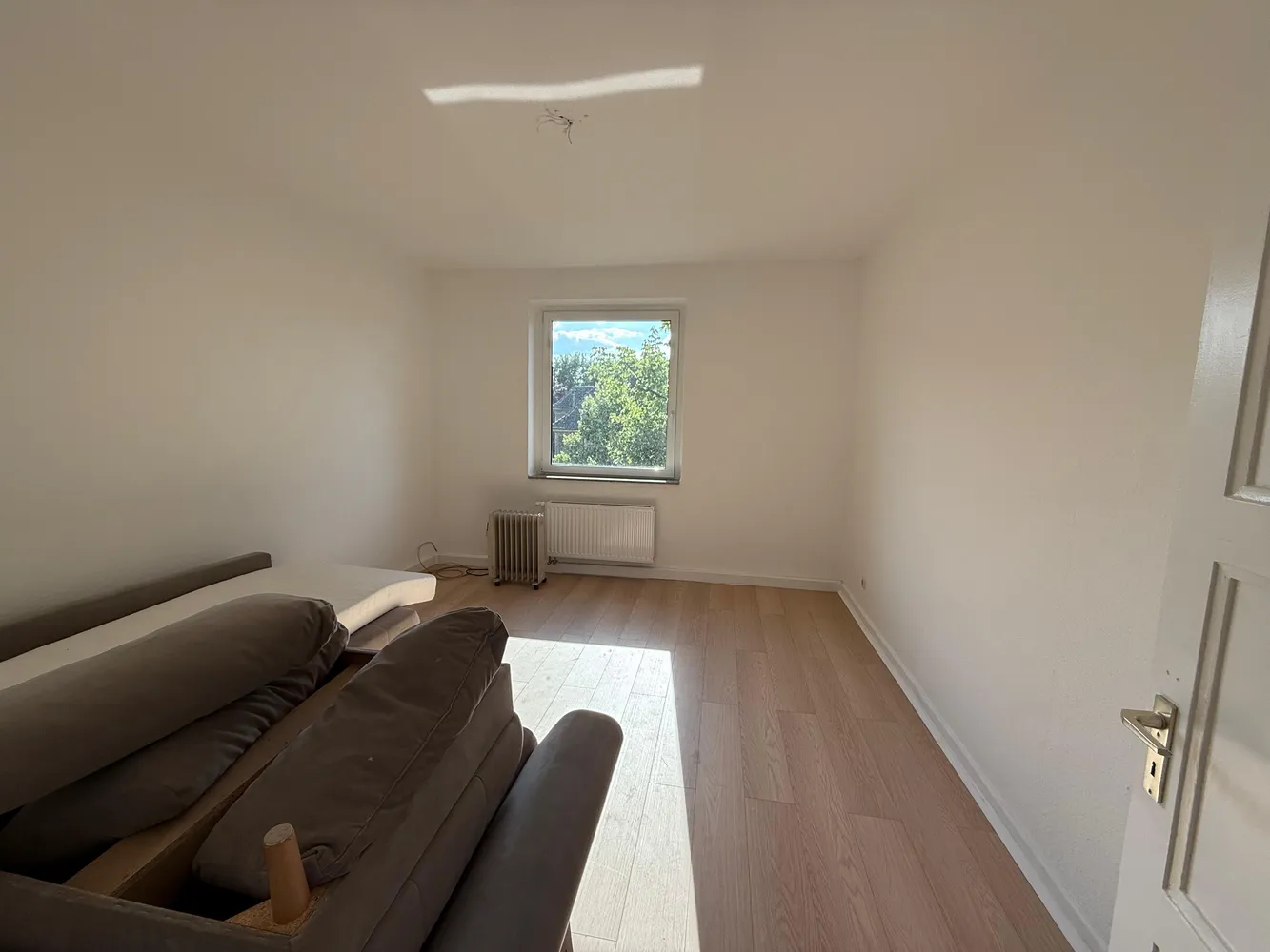 2 Zimmer Wohnung mit 63 m² in Düsseldorf – Bild 2