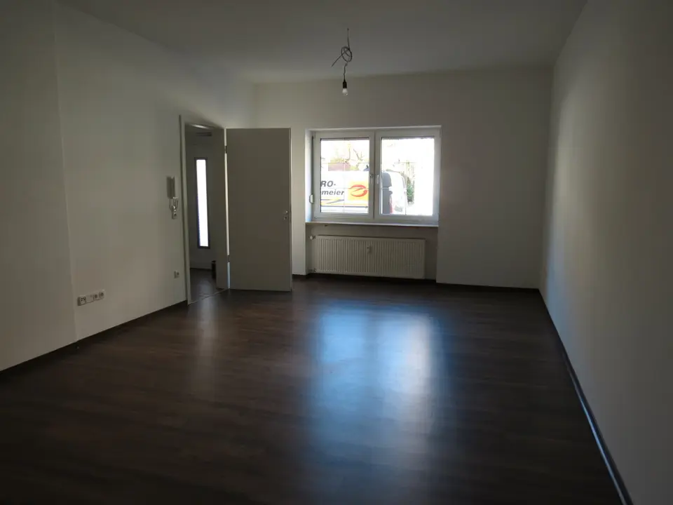 1 Zimmer Wohnung mit 70 m² in Regensburg – Bild 1