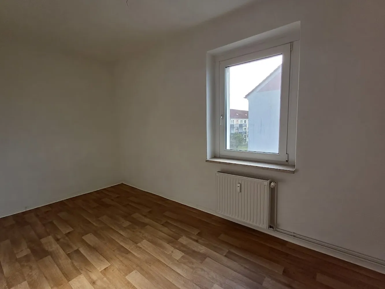 3 Zimmer Wohnung mit 65 m² in Merseburg – Bild 3
