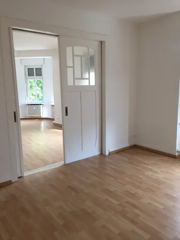 5 Zimmer Wohnung mit 135 m² in Saarbrücken – Bild 2